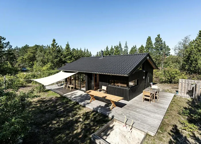 Island Life With Undisturbed Nature And Calmness *